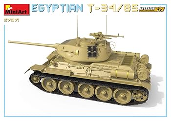 タミヤ　1/35 T-34-85 完成品　エジプト　戦車　模型　プラモデル タミヤ 1/35 T-34-85 完成品 エジプト 戦車 模型 プラモデル